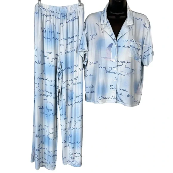 Taylor Swift 1989 Taylor’s Version Wildest Dreams Pajama Set - Picture 16 of 16